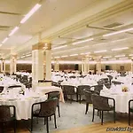 Puerta De Segovia Hotel 4*