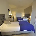Puerta De Segovia Hotel 4*