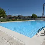 ホテル Puerta De Segovia 4*