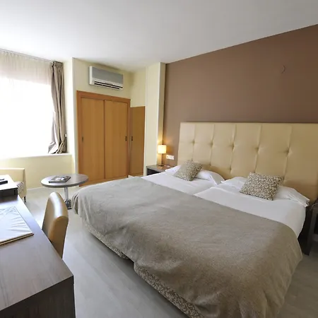 Puerta De Segovia La Lastrilla