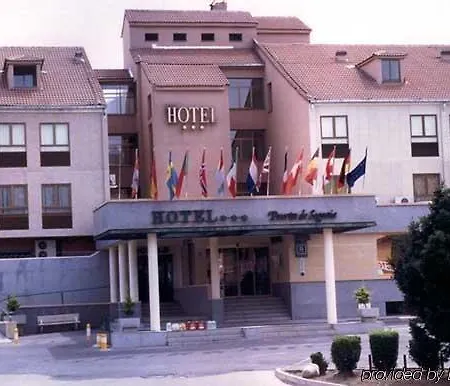 Puerta De Segovia Hotel La Lastrilla