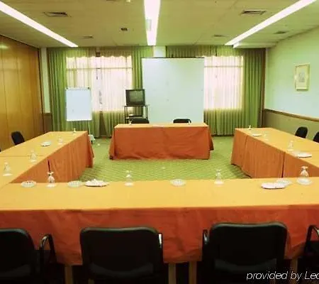 Puerta De Segovia La Lastrilla