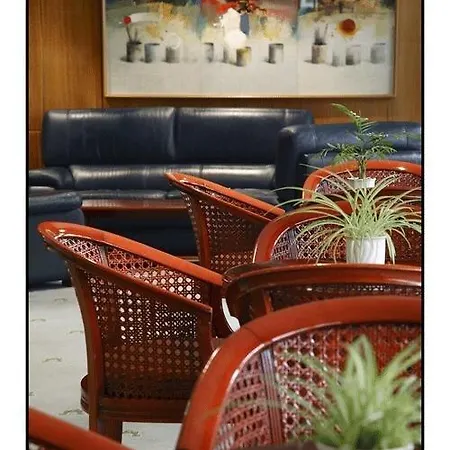 Hotel Puerta De Segovia 4*
