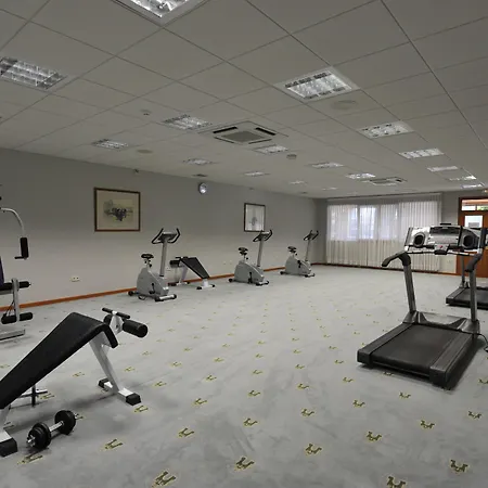 Puerta De Segovia Hotel 4*