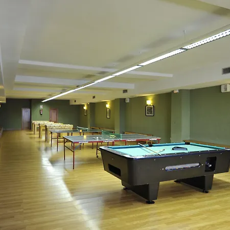 Puerta De Segovia 4* La Lastrilla