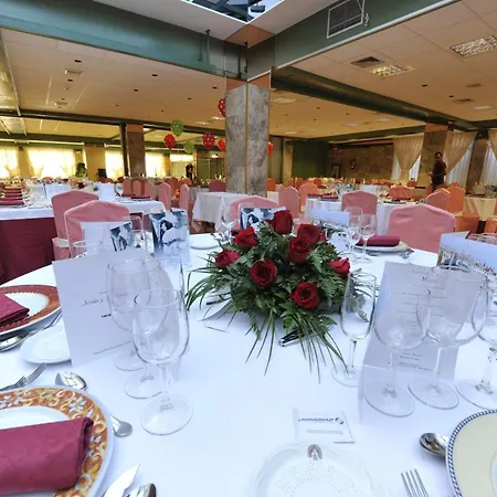 Hotel Puerta De Segovia La Lastrilla