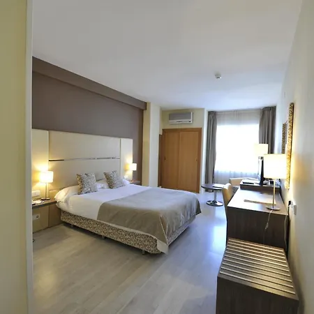 Puerta De Segovia La Lastrilla