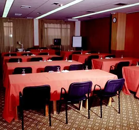 Puerta De Segovia La Lastrilla