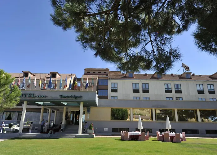 Puerta De Segovia 4* Ля Ластрилла