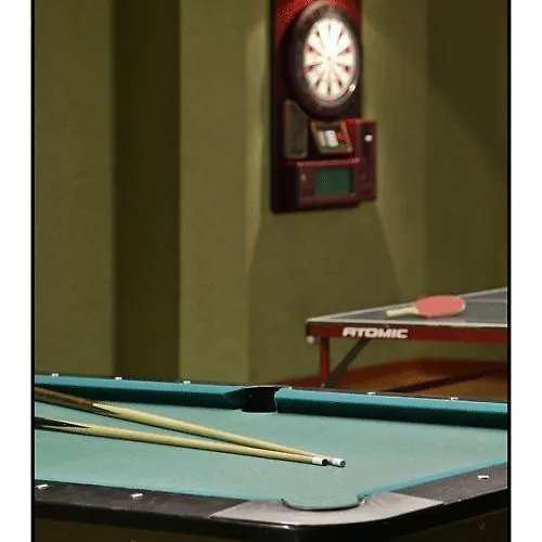 Отель Puerta De Segovia Ля Ластрилла