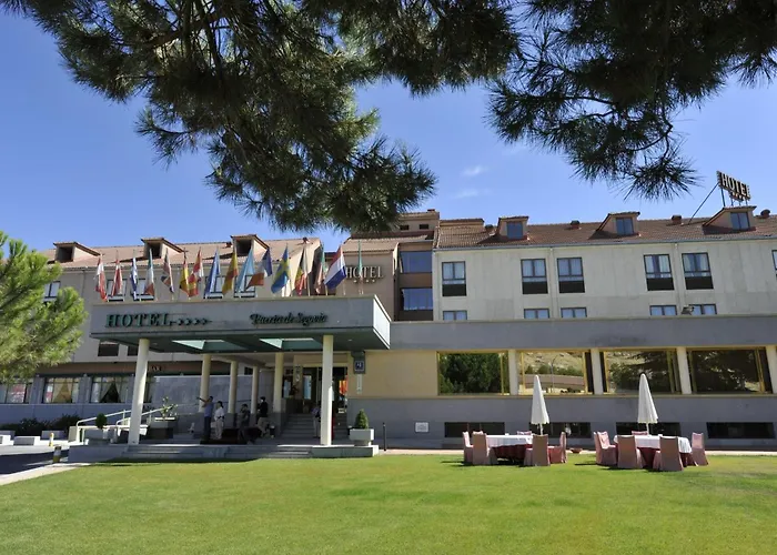 Puerta De Segovia 4* Ля Ластрилла