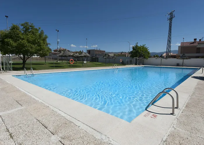 Отель Puerta De Segovia 4*