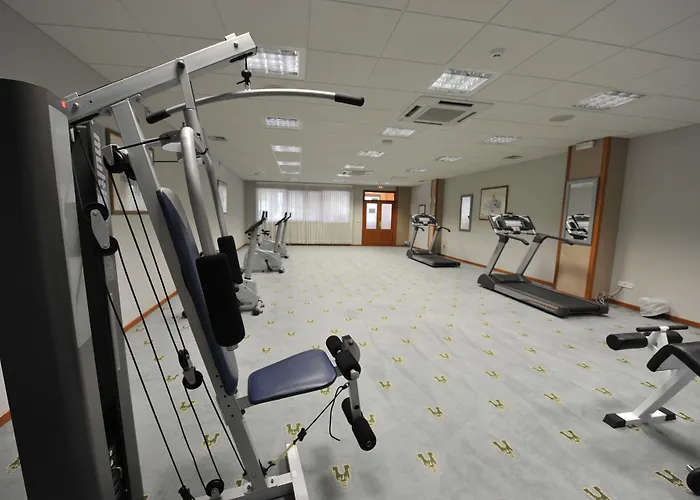 Puerta De Segovia 4*