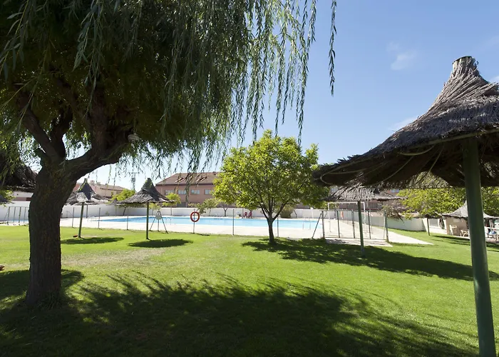 Puerta De Segovia Отель 4*