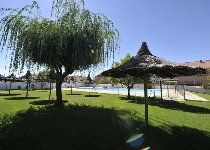 Отель Puerta De Segovia